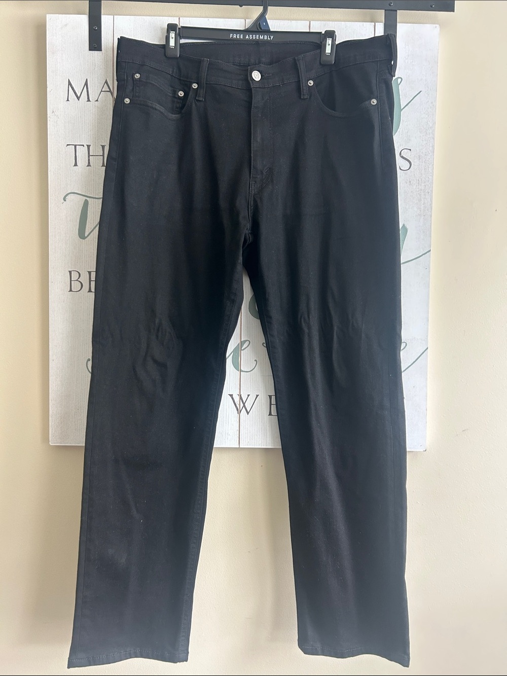 Levi 541 men's black jeans, size 36/32